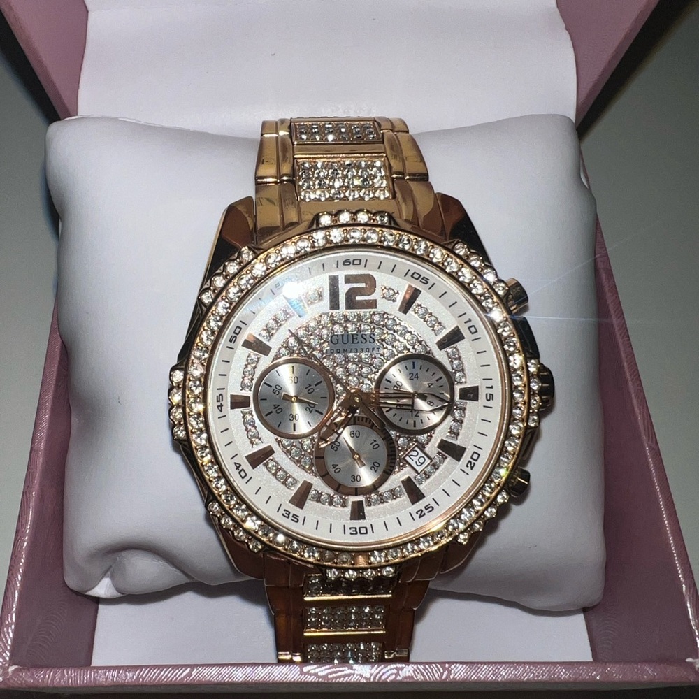 Guess oversized watch
